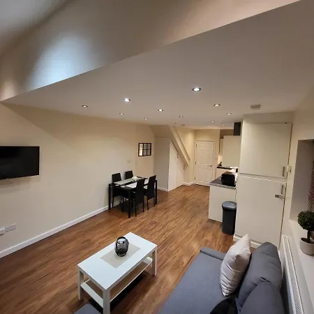 Great Apartment Next To Tooting Bec Tube Station! London Exterior photo